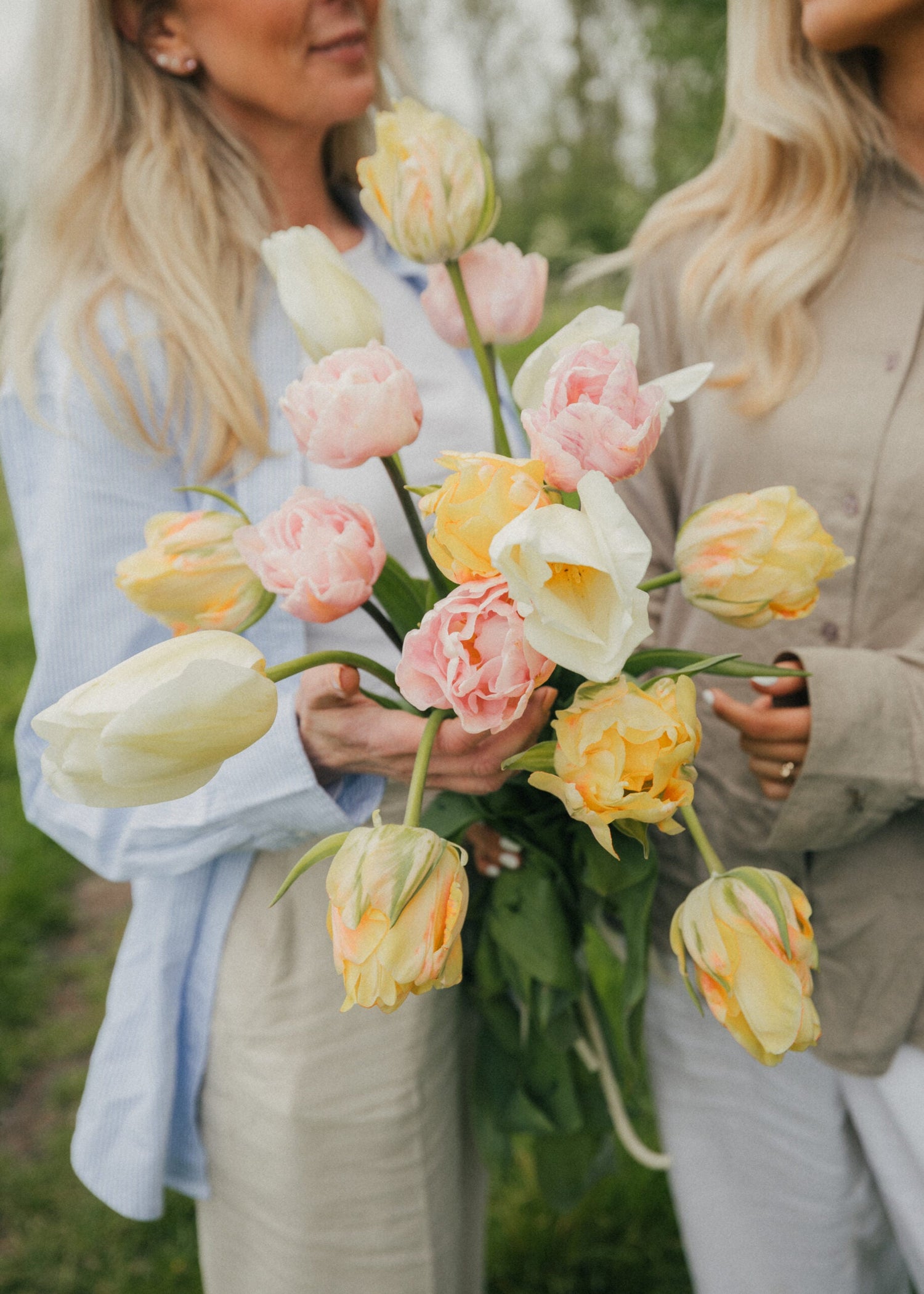 Bella and Lindas Spring Mix